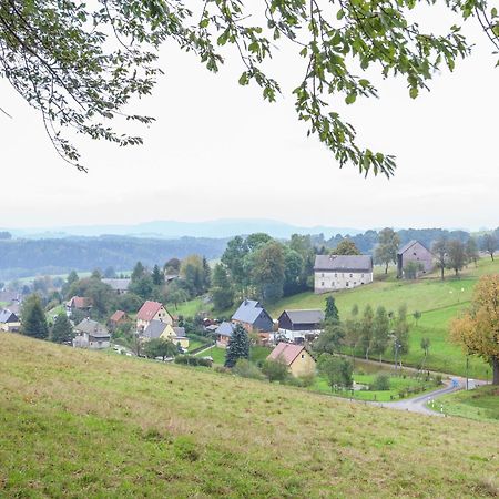 Charming Holiday Home In Hohnstein Ot Lohsdorf Exterior photo