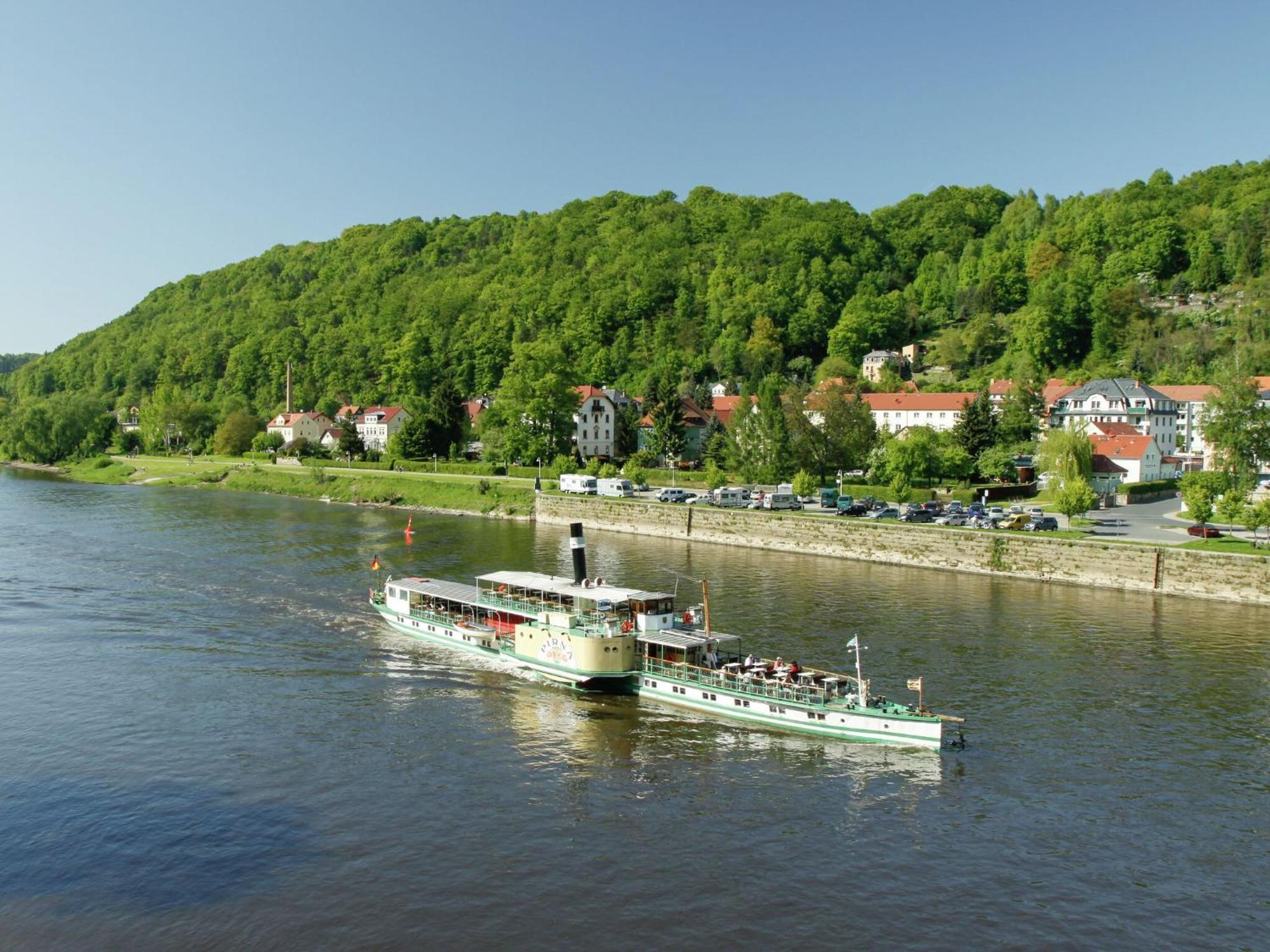 Charming Holiday Home In Hohnstein Ot Lohsdorf Exterior photo