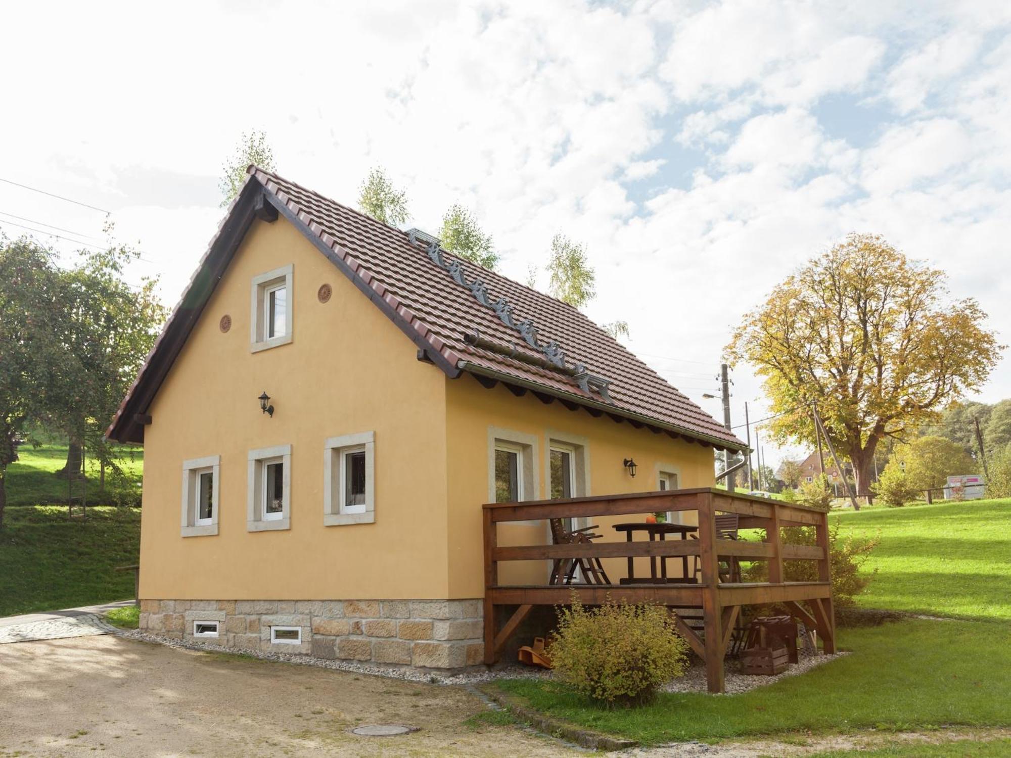 Charming Holiday Home In Hohnstein Ot Lohsdorf Exterior photo