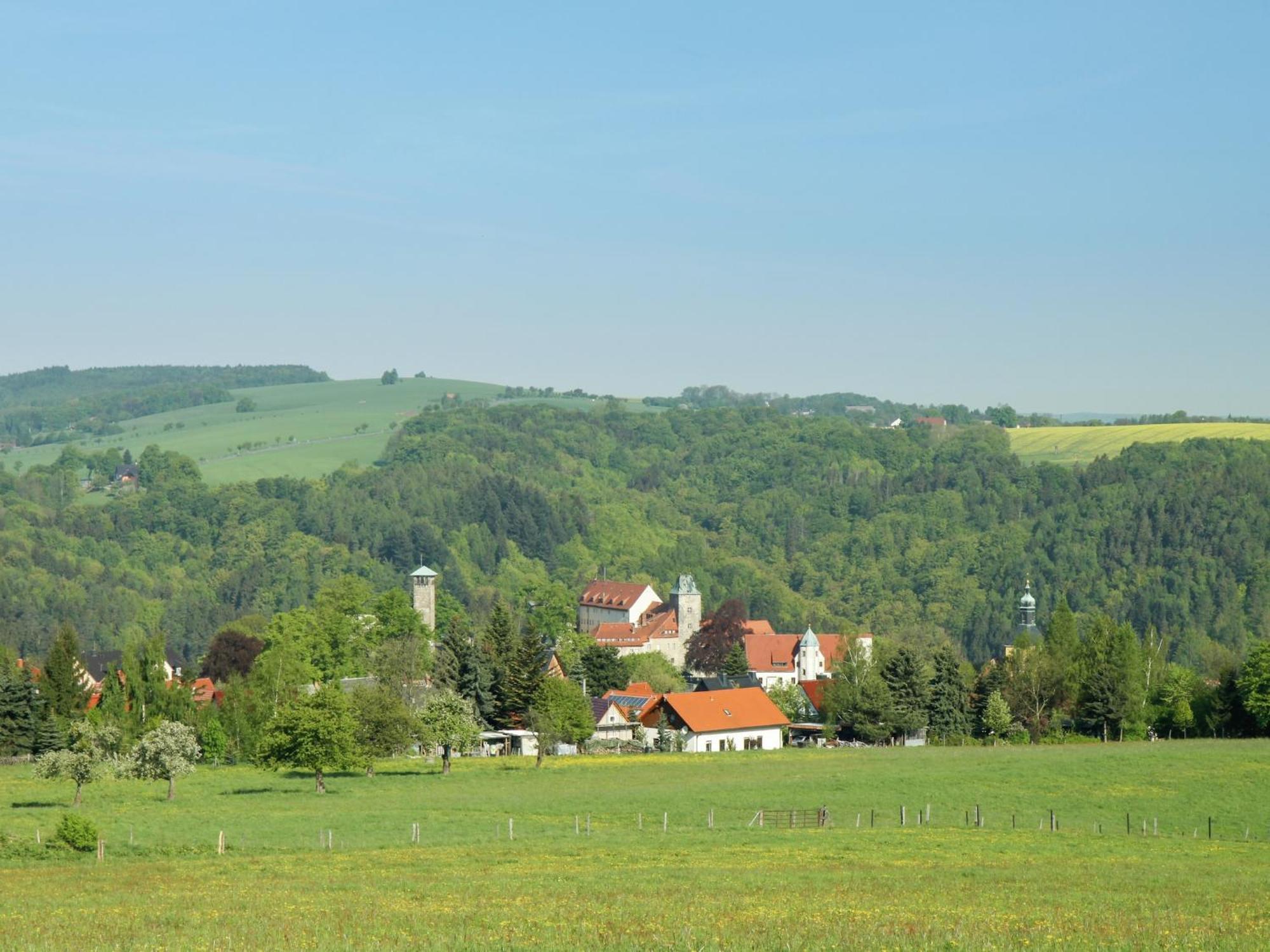Charming Holiday Home In Hohnstein Ot Lohsdorf Exterior photo